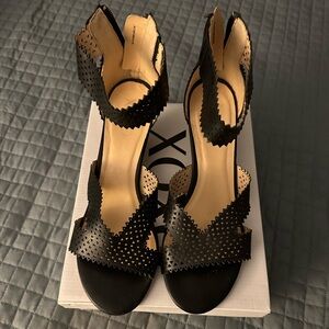 XOXO Sandals